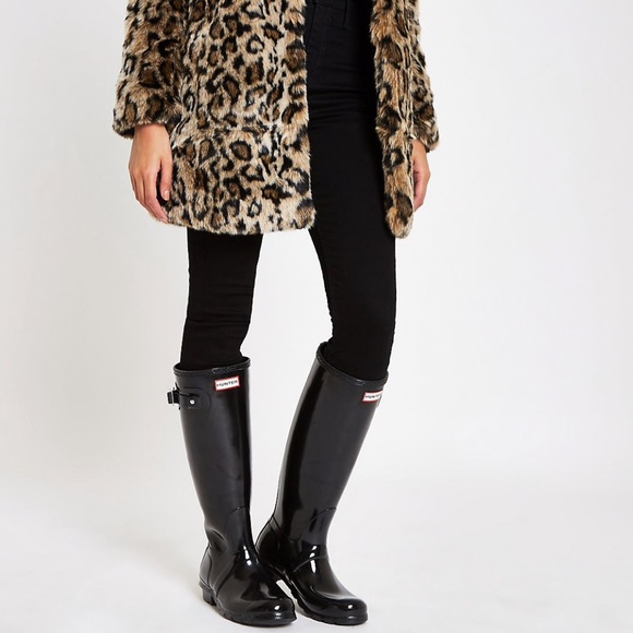 Hunter Women's Tall Gloss Rain Boots: Black - Picture 2 of 8